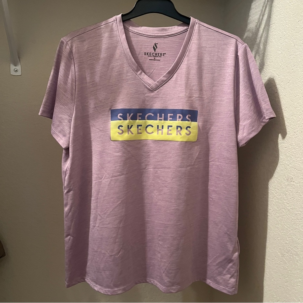 Skechers sport T shirt